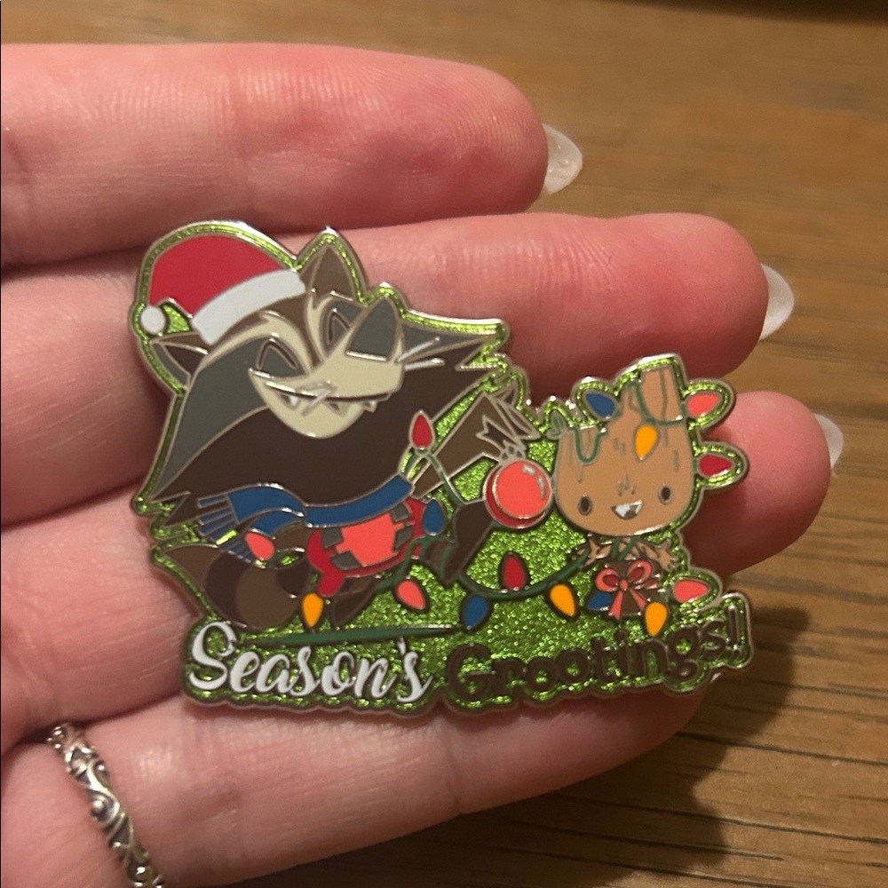 Disney Rocket & Groot a Season's Greetings Holiday Trading Pin